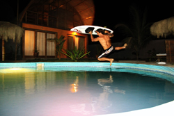 When the waves are blown try surfing in the Kites Mancora pool